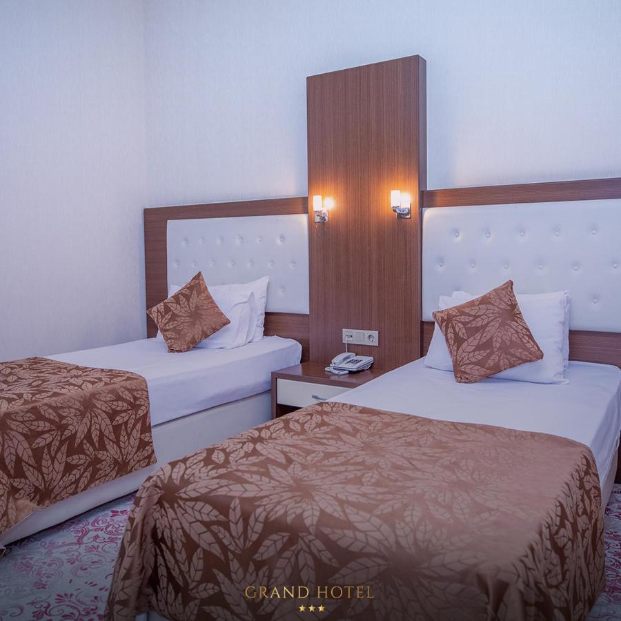 Grand Nakhchivan Hotel מראה חיצוני תמונה