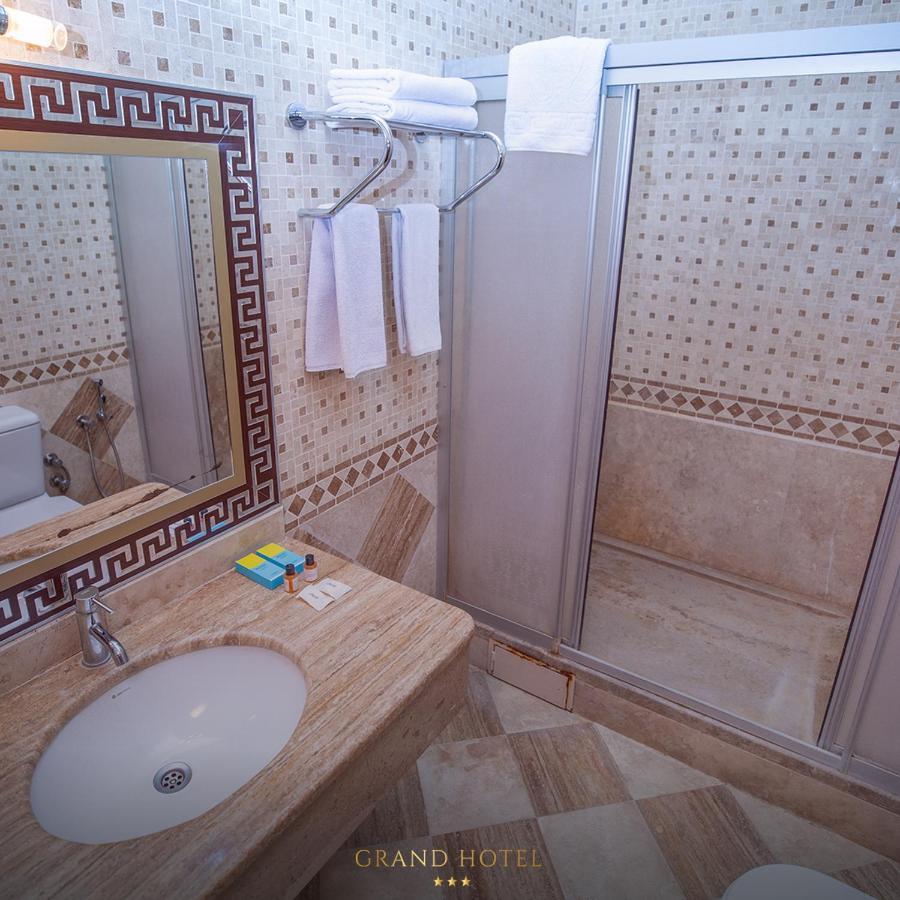 Grand Nakhchivan Hotel מראה חיצוני תמונה