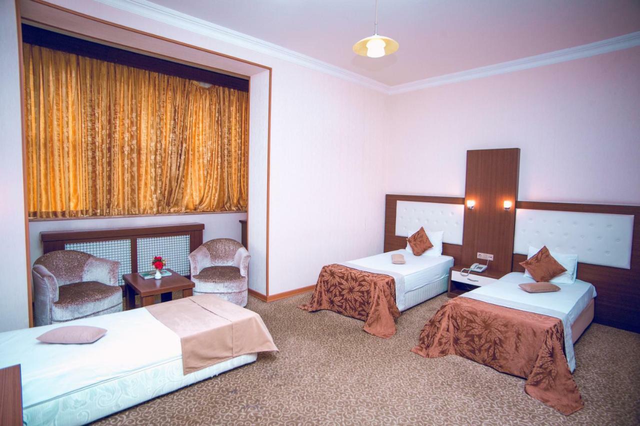 Grand Nakhchivan Hotel מראה חיצוני תמונה